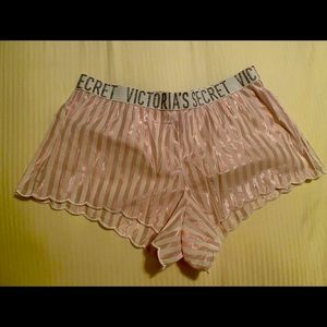 Victoria Secret The Mix Sleep Short 🤩🥰🌷